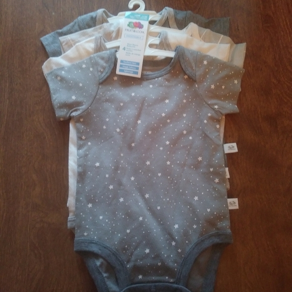 fruit of the loom baby bodysuit